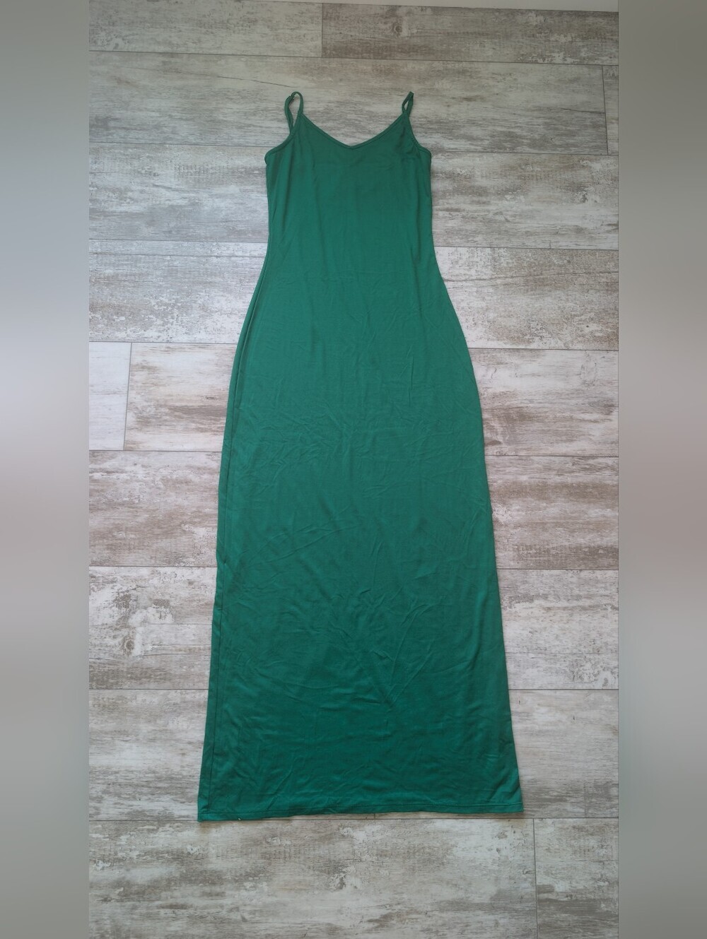 Minimalist Green Slip Maxi Dress with V-Neck